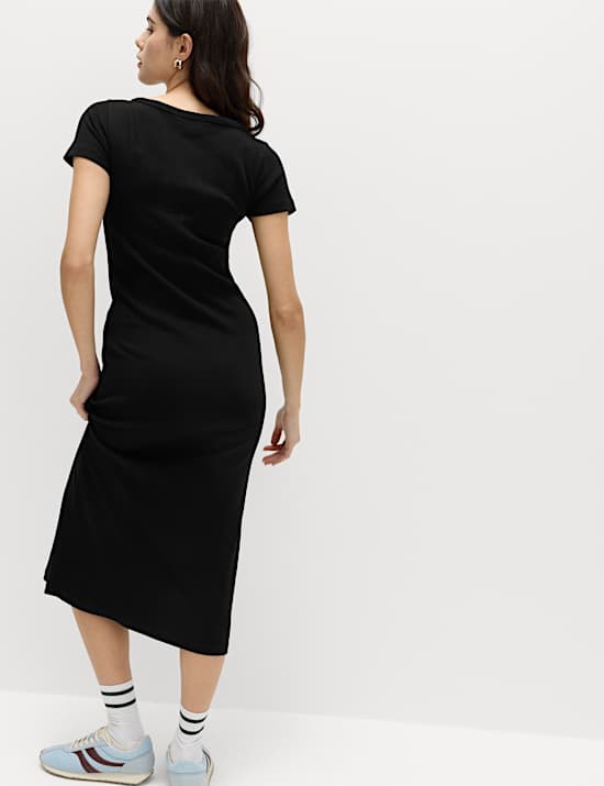 Robe midi coupe droite en coton &agrave; motif c&ocirc;tel&eacute;