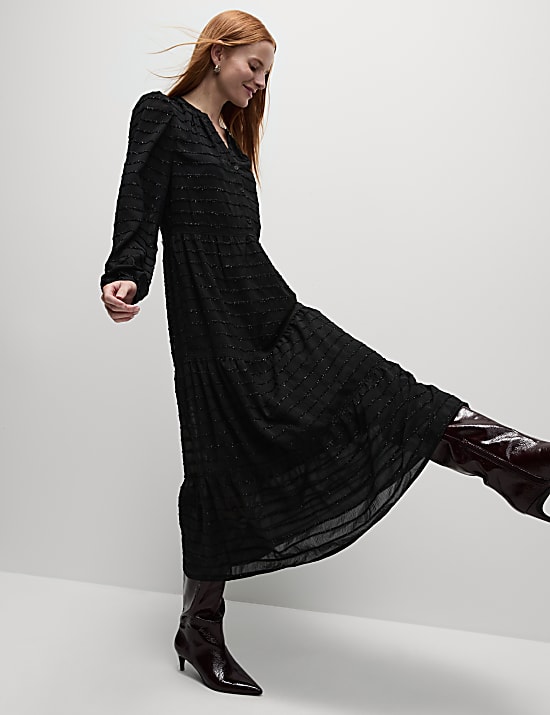 Textured V-Neck Midi Relaxed Dress