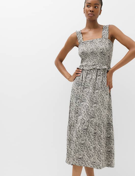 Printed Square Neck Midi Waisted Dress