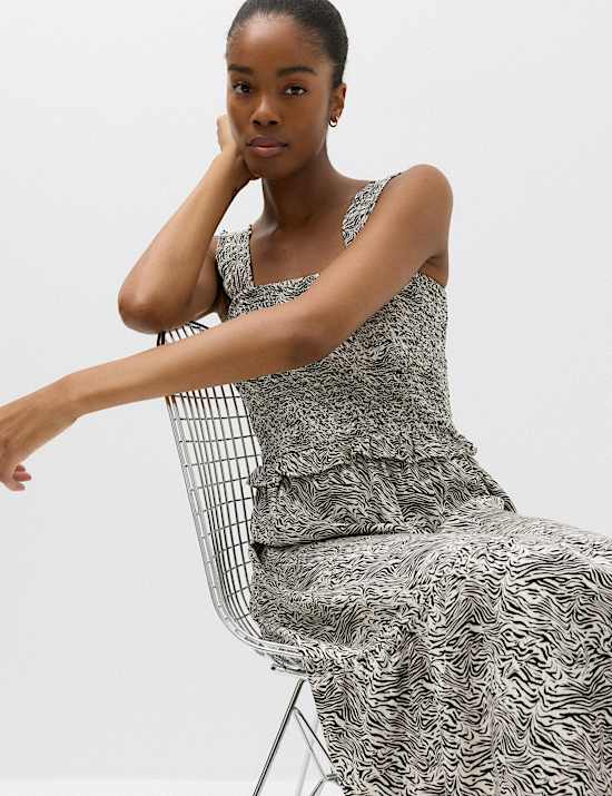 Printed Square Neck Midi Waisted Dress