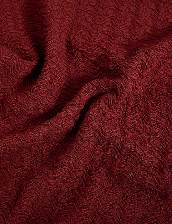 Gaun Kolom Midi Leher Bundar Bertekstur