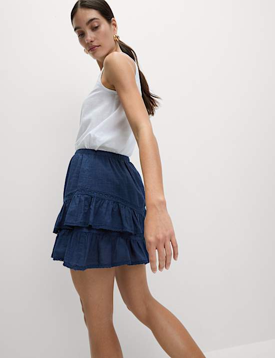 Bestickter Minirock aus reiner Baumwolle