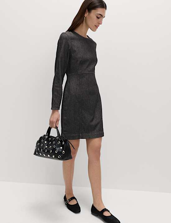 שמלת ג'ינס מיני רב-עונתית מבד עשיר בכותנה עם צווארון עגול