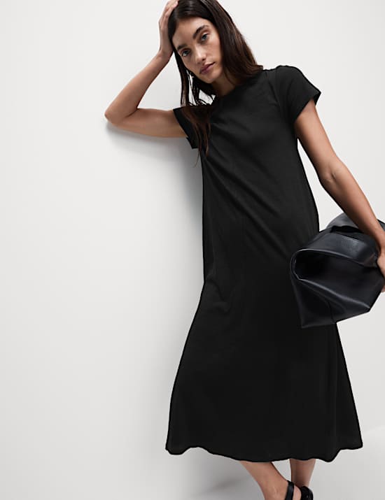 Robe midi style t-shirt 100 % coton &agrave; encolure ronde