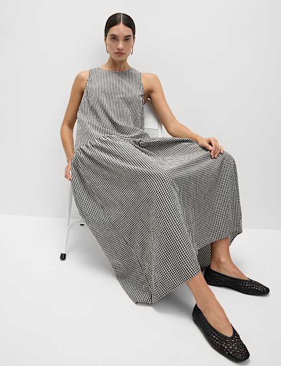 Midaxi-Kleid mit tiefer Taille und Karomuster