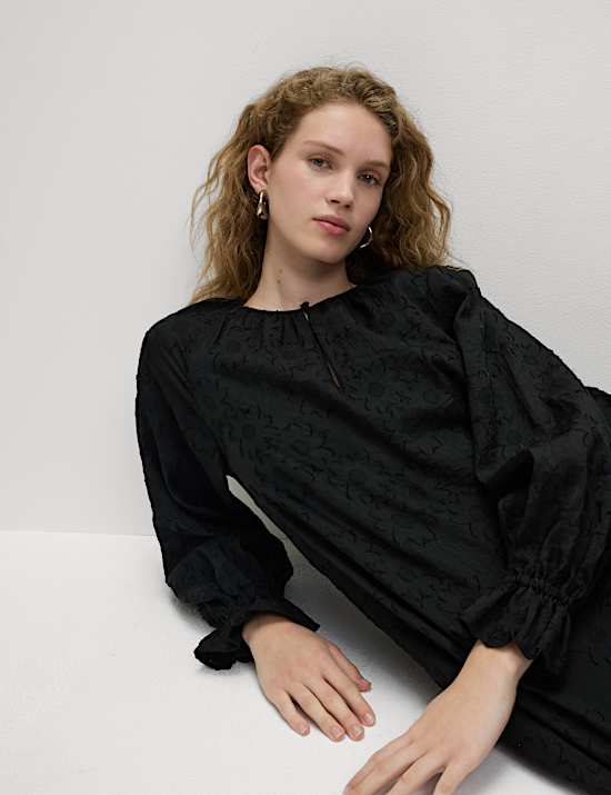 Floral Textured Mini Relaxed Shift Dress