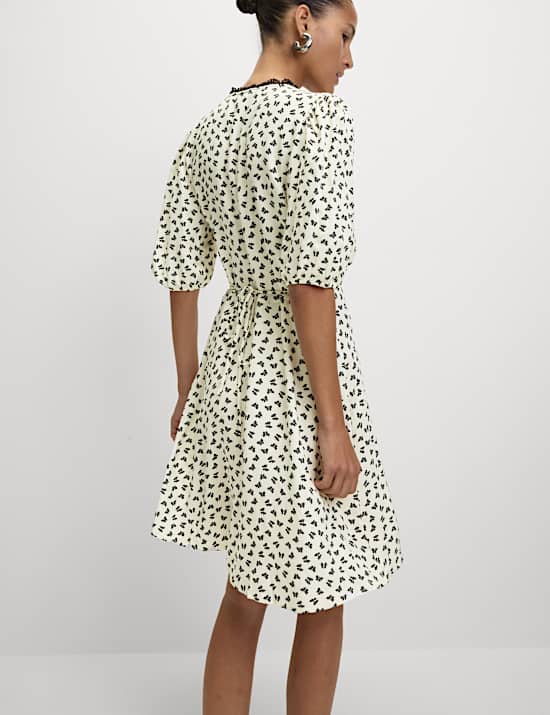 Printed V-Neck Tie Waist Mini Tea Dress