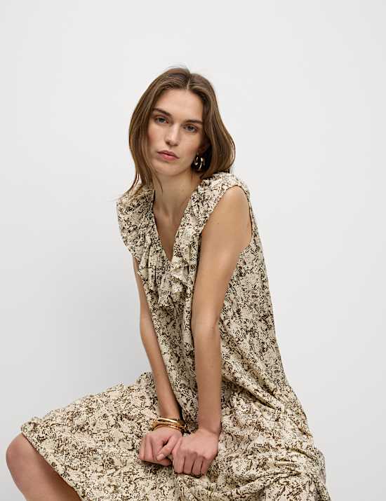 V-Neck Frill Detail Midaxi Relaxed Dress