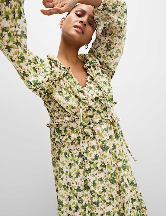 Chiffon Floral V-Neck Midaxi Waisted Dress