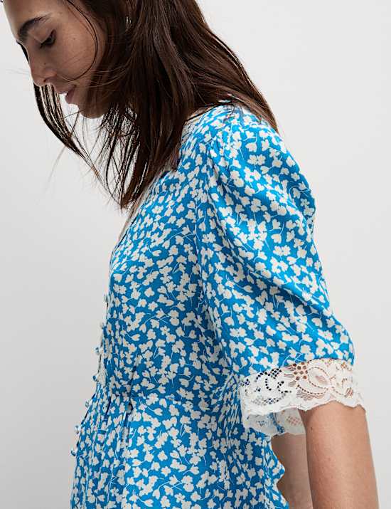 Floral Lace Detail V-Neck Blouse