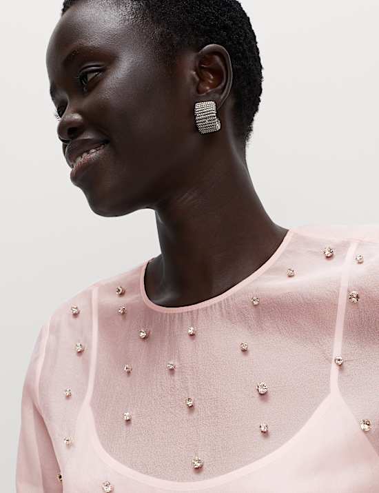 Organzový top zdobený s kulatým výstřihem