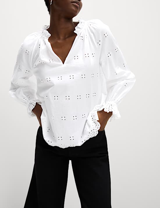 Blouse 100 % coton &agrave; motif brod&eacute; et volants