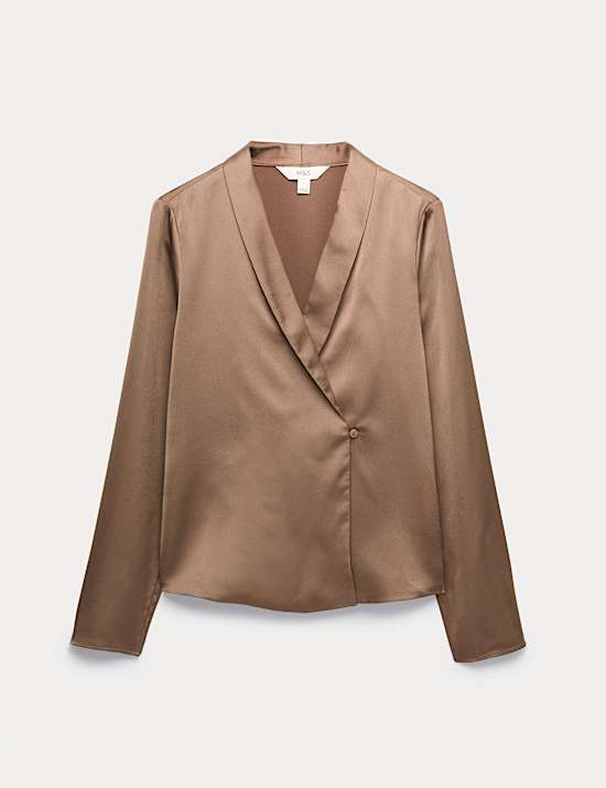 Chemise en satin avec col châle