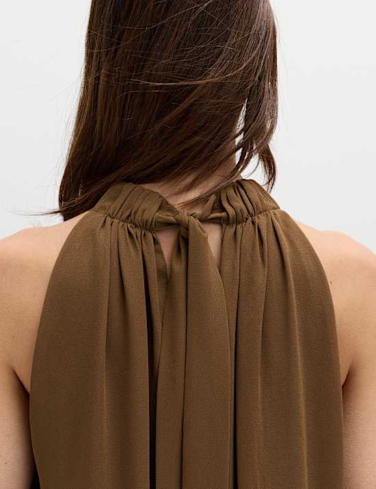 Atasan Panjang Kerah Leher Halter dengan Draperi