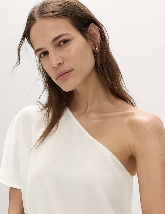 One Shoulder Asymmetric Longline Top