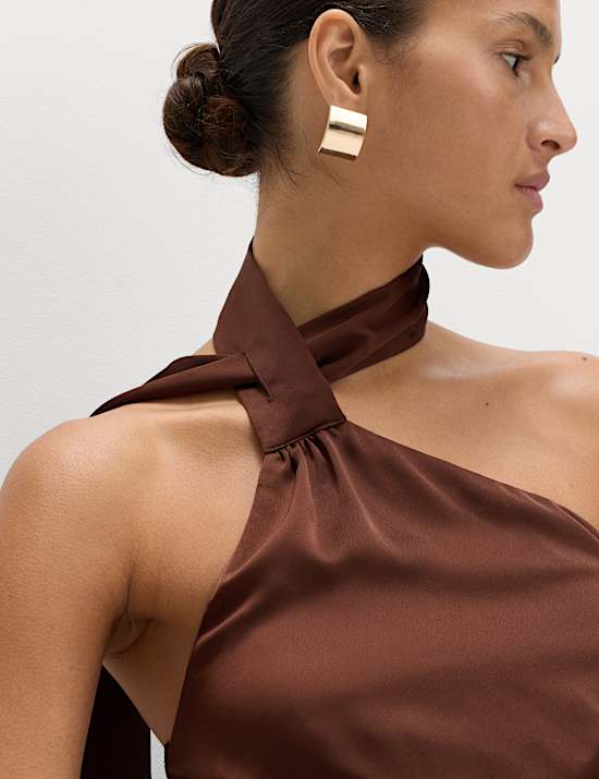 Top &agrave; encolure foulard