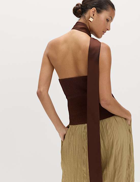 Top &agrave; encolure foulard