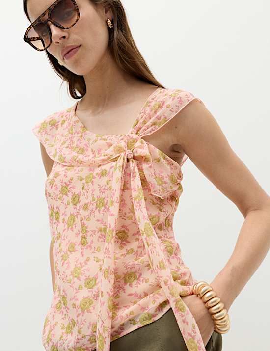 Floral Asymmetric Knot Detail Fitted Top