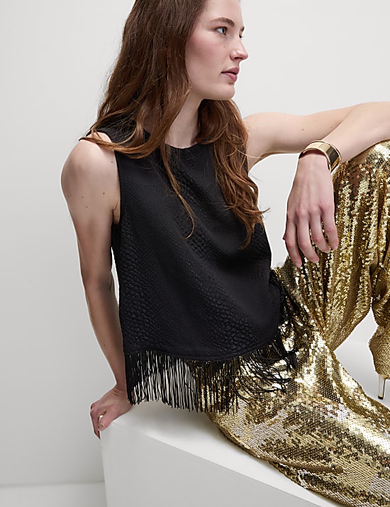 Textured Round Neck Tassel Blouse