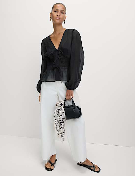 Blus Transparan Kerah V Bahan Lyocell