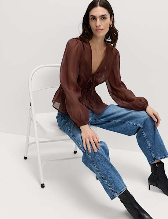 Lyocell Rich V-Neck Shirred Blouse