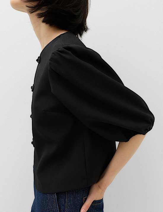 Knot Button Detail Puff Sleeve Top