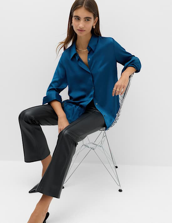 Camisa abotonada con cuello de sat&eacute;n