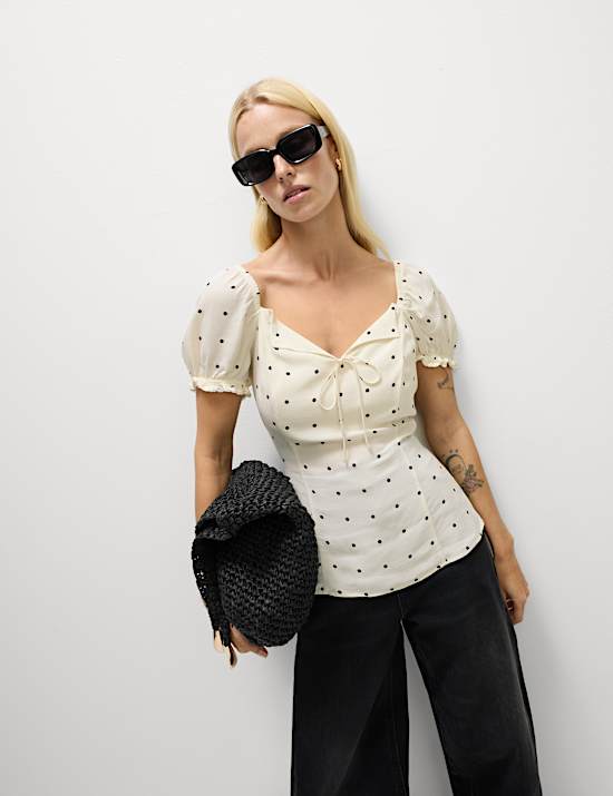 Polka Dot Tie Front Puff Sleeve Top