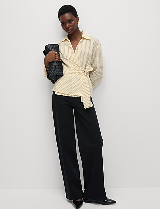 חולצת פסים עם צווארון וקשירה קדמית