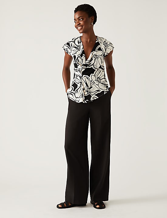 Floral V-Neck Knot Front Blouse