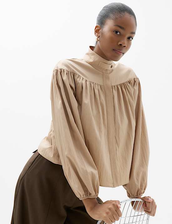 Funnel Neck Gathered Shirt