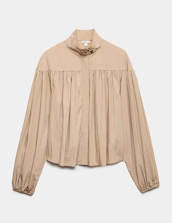 Funnel Neck Gathered Shirt