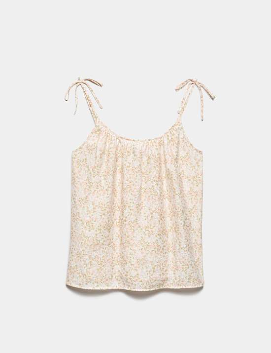 Top estilo camisola texturizado con detalle de lazo