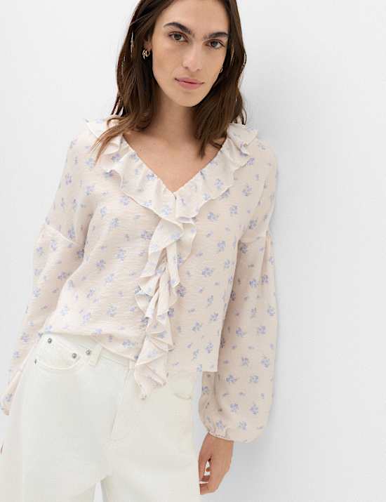 Lyocellrijke blouse met bloemenmotief en ruches