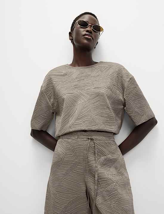 Textured Round Neck T-Shirt