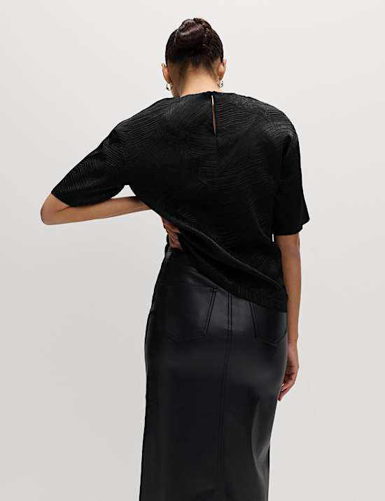 Textured Round Neck T-Shirt