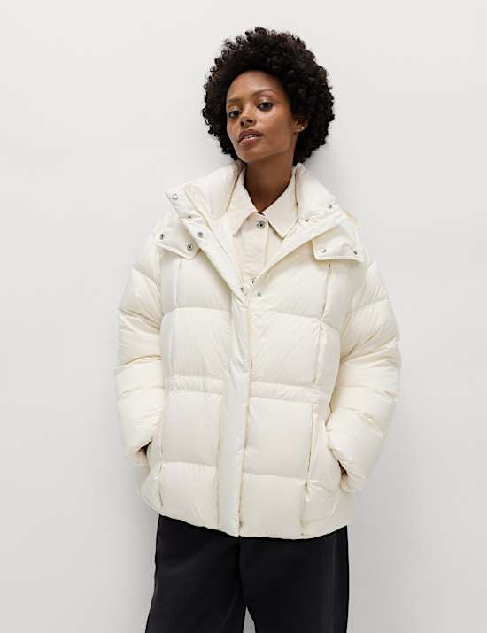 Pufferjacke mit Kapuze und Federn-Daunen-F&uuml;llung