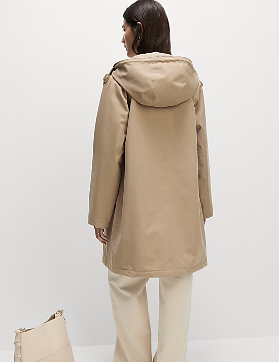 Imperm&eacute;able &agrave; capuche, dot&eacute; de la technologie Stormwear&trade;