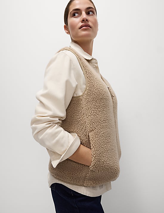 Borg Lightweight Collarless Gilet