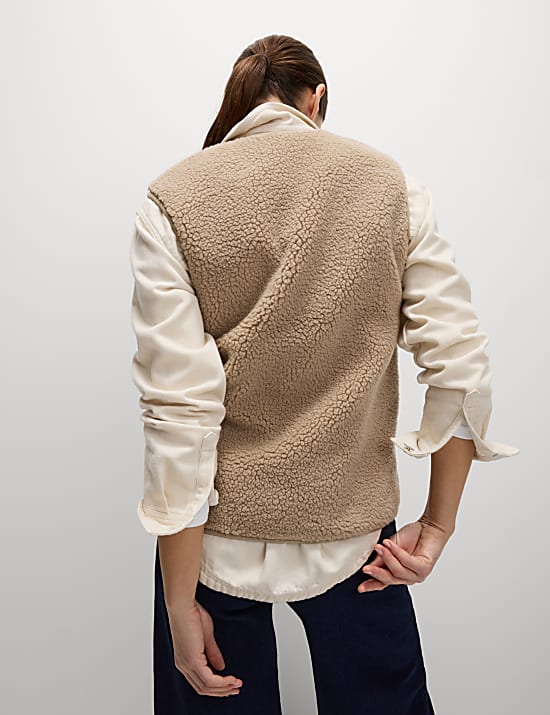 Borg Lightweight Collarless Gilet