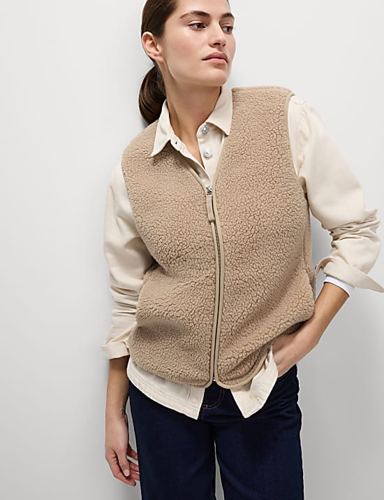 Borg Lightweight Collarless Gilet