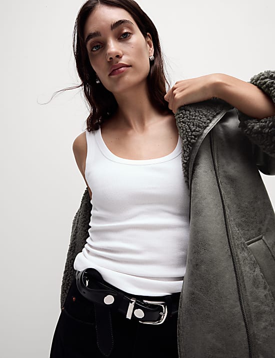 Letecká bunda z umělé ovčí kůže s podšívkou z látky borg