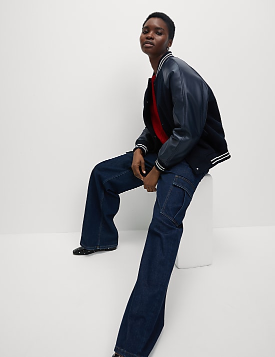 Bunda bomber College volného střihu, z umělé kůže