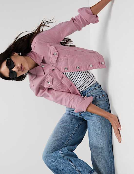 Džínová bunda se strečem a&nbsp;vysokým podílem bavlny