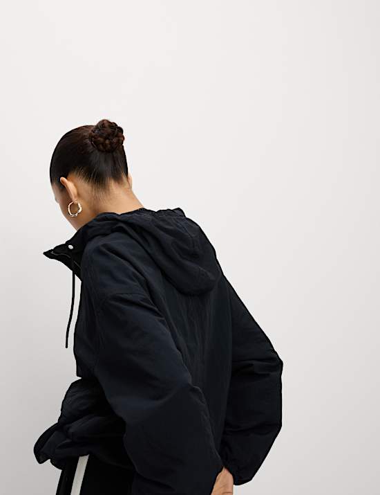 Lightweight Hooded Rain Jacket