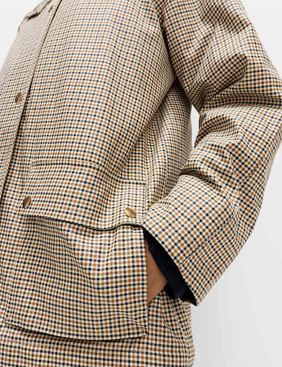 Καρό τζάκετ με μεγάλες τσέπες και κερωμένη όψη