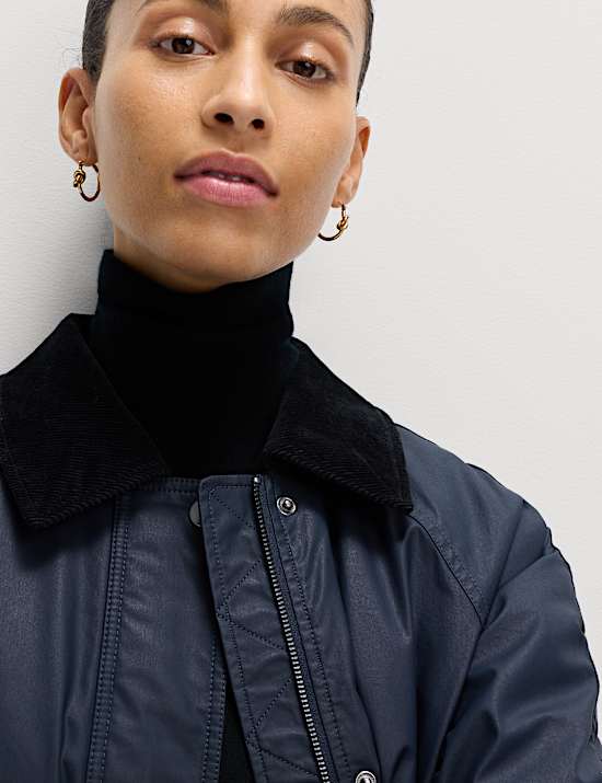 Kurze Utility-Jacke im Wax-Look