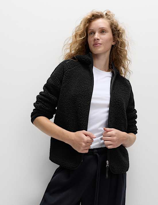 Leichte Kapuzenjacke aus Teddy-Fleece