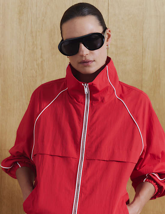 Contrast Piped Funnel Neck Windbreaker Jacket