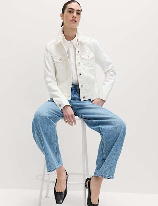 Denim Collared Short Trucker Jacket